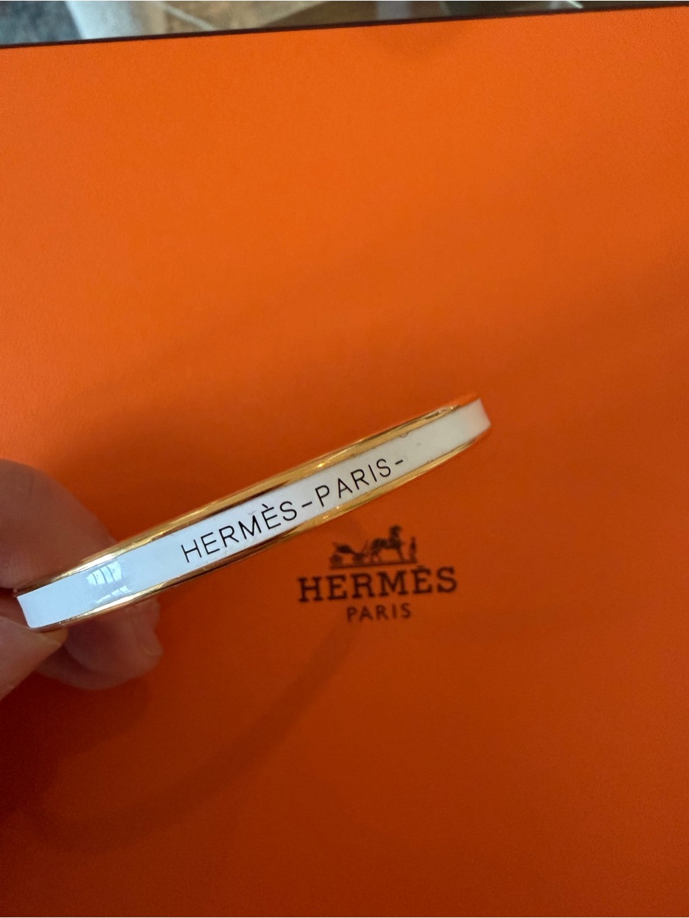 Hermès White and Gold Enamel Narrow Bangle Bracelet